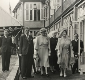 The Queen touring the hospital