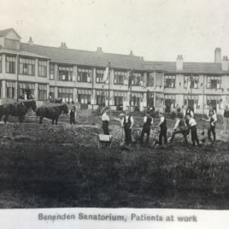 Benenden Sanatorium, patients at work